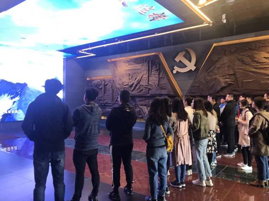 clip_image004.jpg clip_image004.jpg